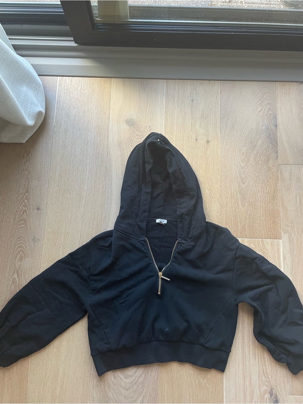 Cuyana Cropped Hoodie  - size Small